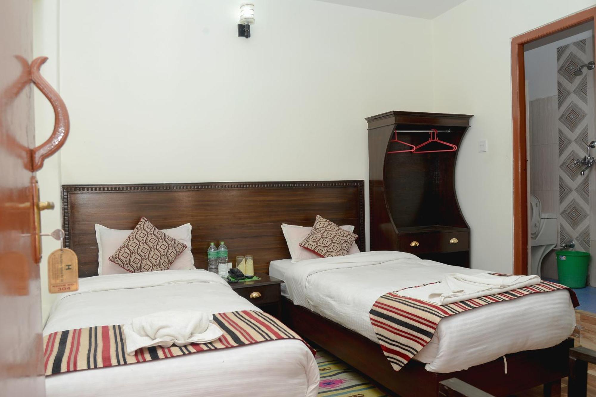 Hotel Admire Pokhara Pvt. Ltd. Εξωτερικό φωτογραφία