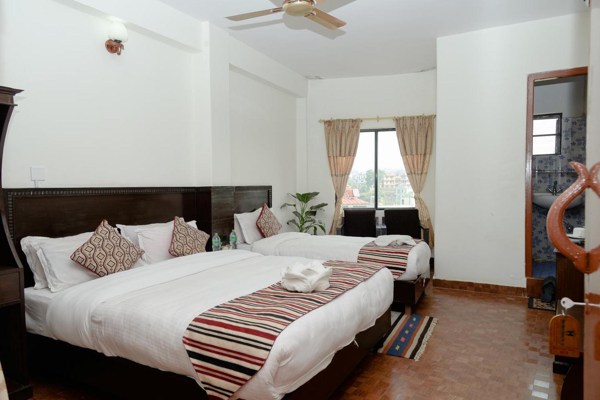 Hotel Admire Pokhara Pvt. Ltd. Εξωτερικό φωτογραφία